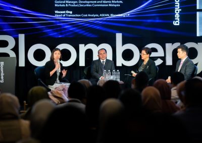 IMG_Bloomberg-193